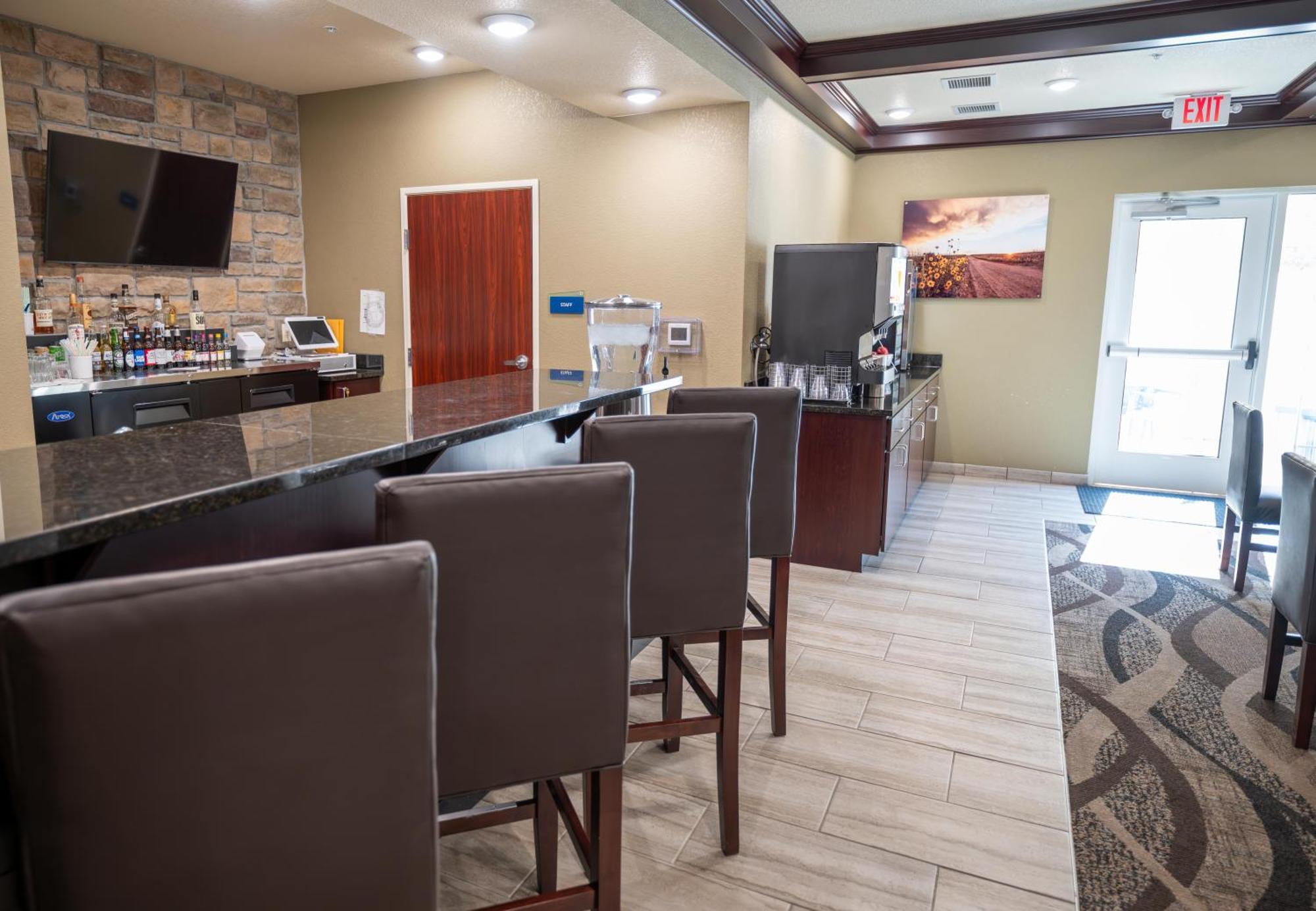 Cobblestone Hotel&Suites - Lamar Exterior foto